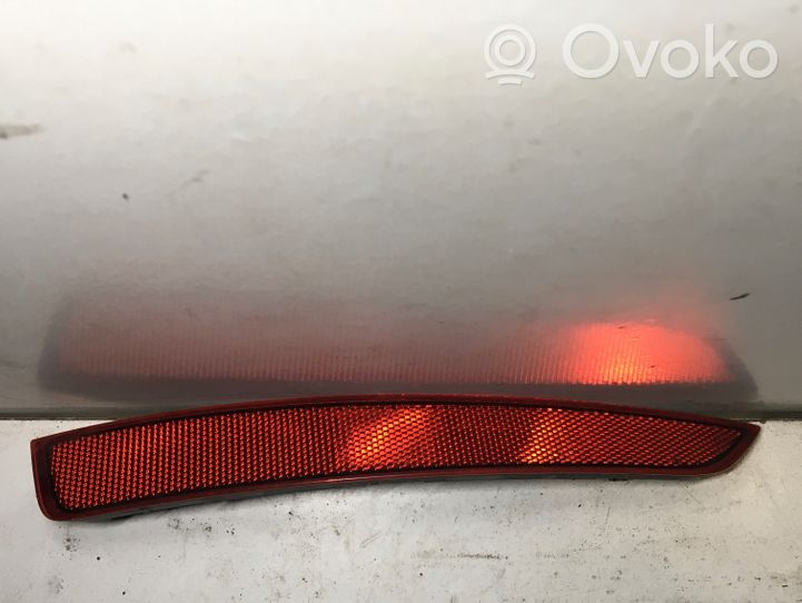 Skoda Fabia Mk3 (NJ) Odblask lampy tylnej 6V6945105