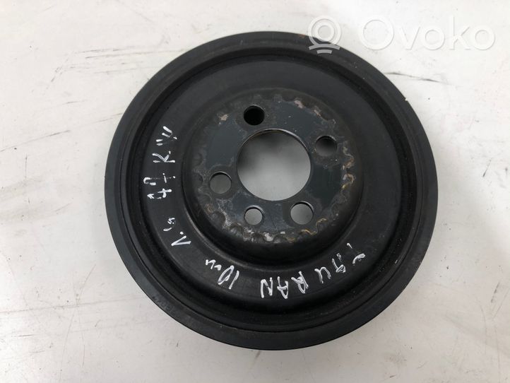 Volkswagen Touran II Crankshaft pulley 038105243M