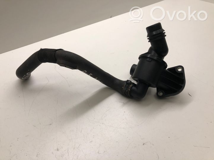 Audi A5 8T 8F Thermostat / Thermostatgehäuse 03L121111AD