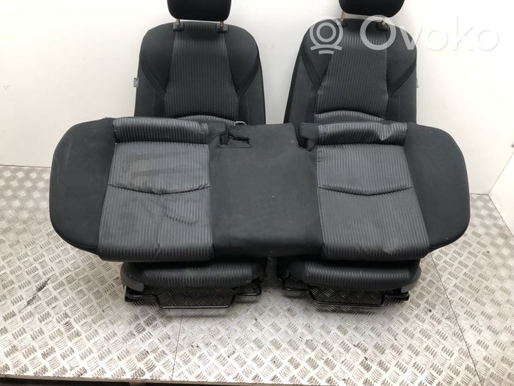 Mazda 3 III Set interni 