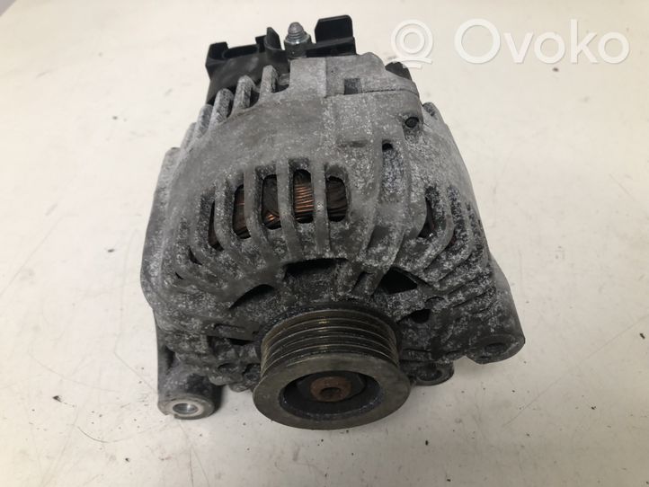 Toyota Avensis T270 Alternator 8574045