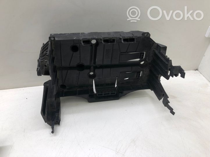 Citroen C5 Boîte de batterie 9686469580