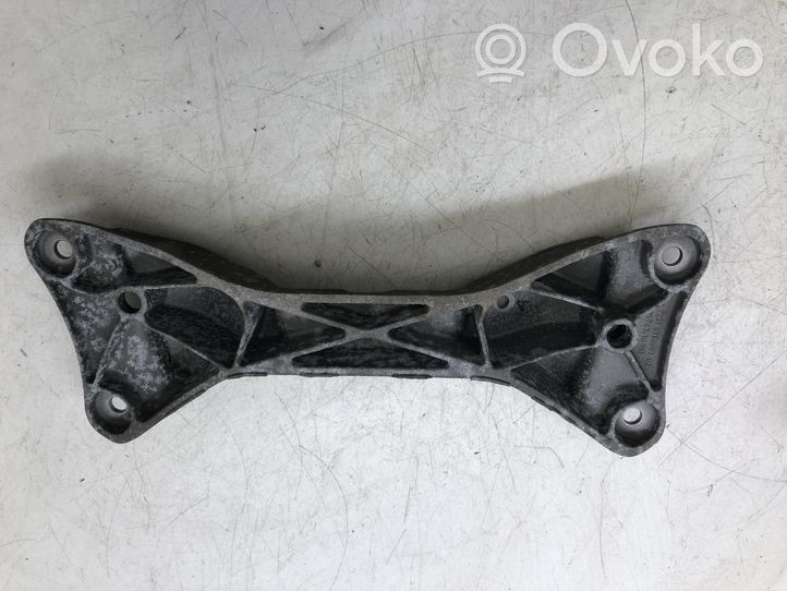 BMW 1 F20 F21 Supporto di montaggio scatola del cambio 2231679660703