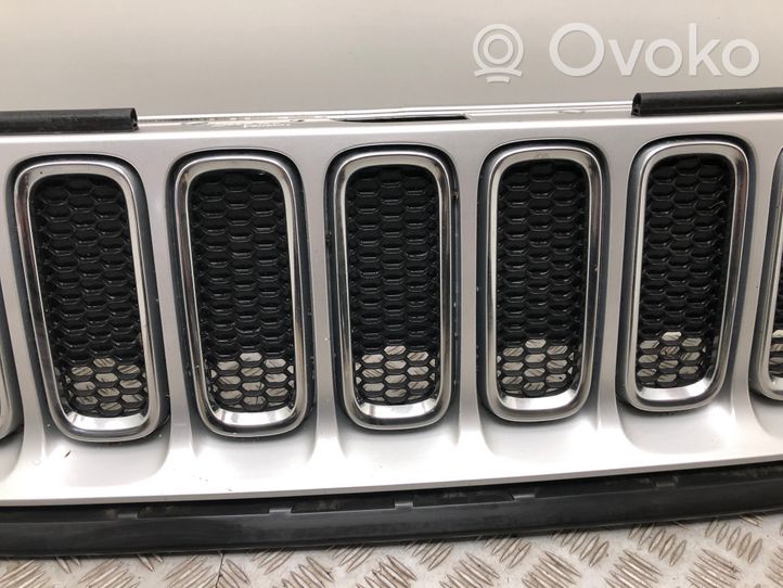 Jeep Renegade Grille de calandre avant 