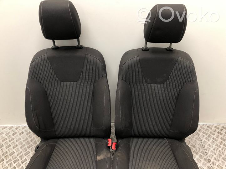 Ford Focus Set interni 