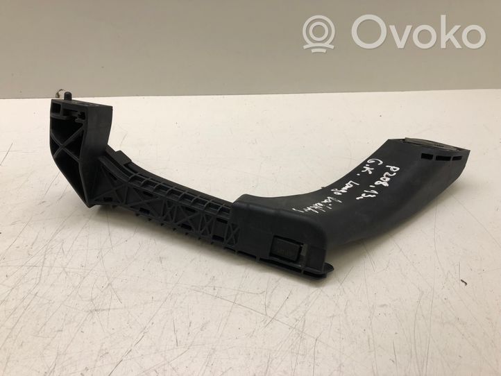 Peugeot 208 Rail de pare-brise de porte arrière 9673361380