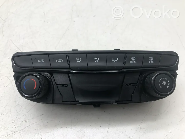 Opel Astra K Climate control unit 39042438