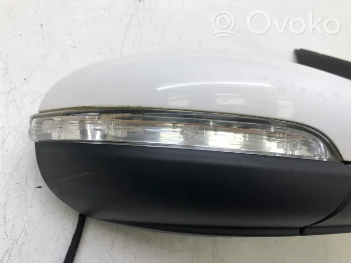 Volkswagen Golf VI Front door electric wing mirror 5K0857502CC