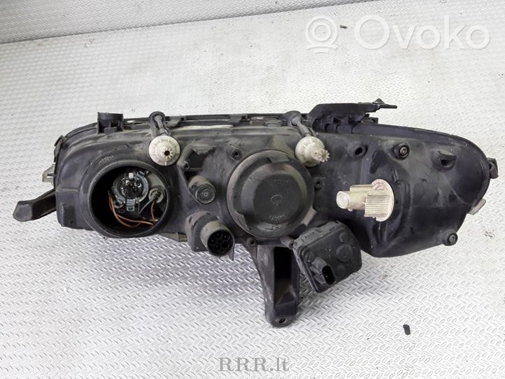 Opel Omega B1 Передняя фара 1EG00692002