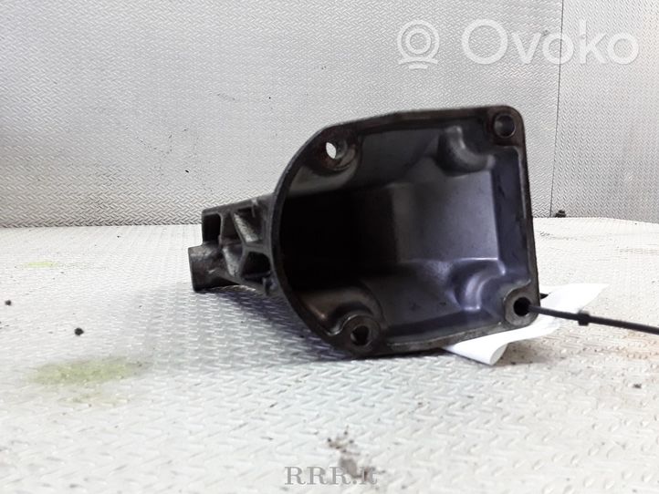 Mercedes-Benz C W203 Engine mounting bracket A6112230704