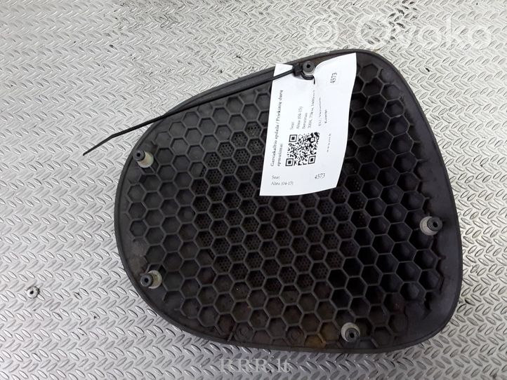 Seat Altea Maskownica głośnika drzwi przednich 5P0867149