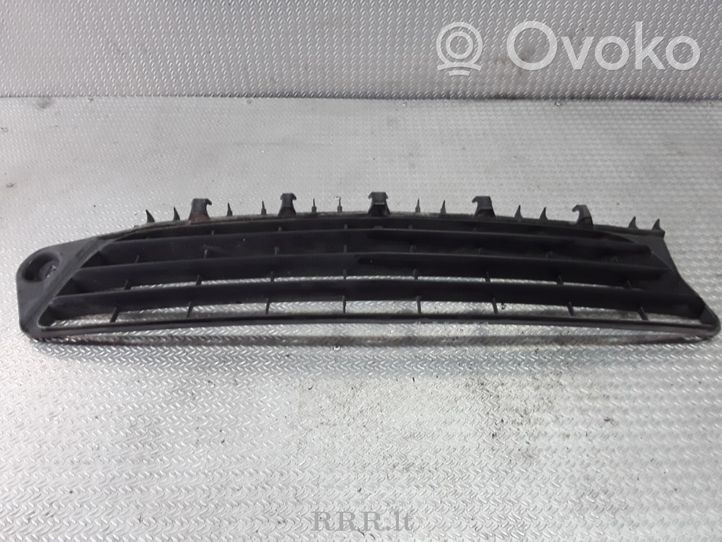 Opel Vectra C Kratka dolna zderzaka przedniego 0551004542