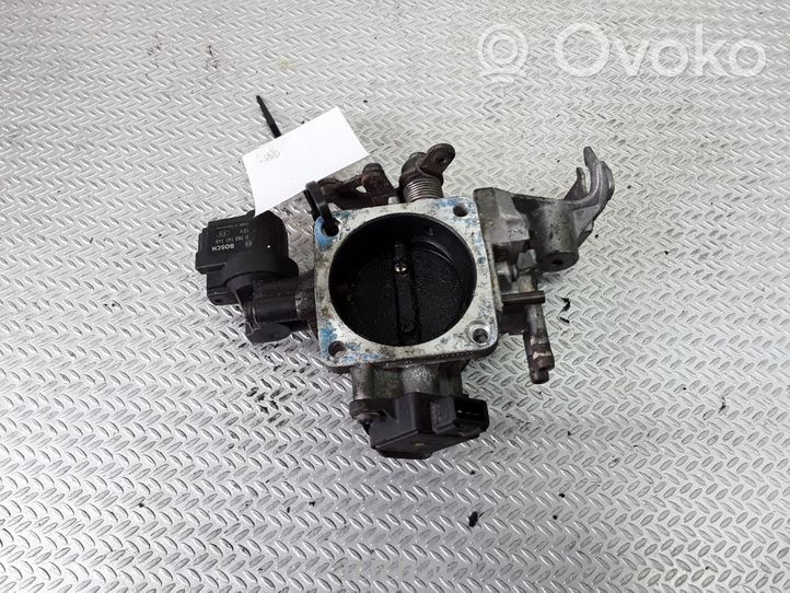 Opel Frontera A Throttle valve 90499287