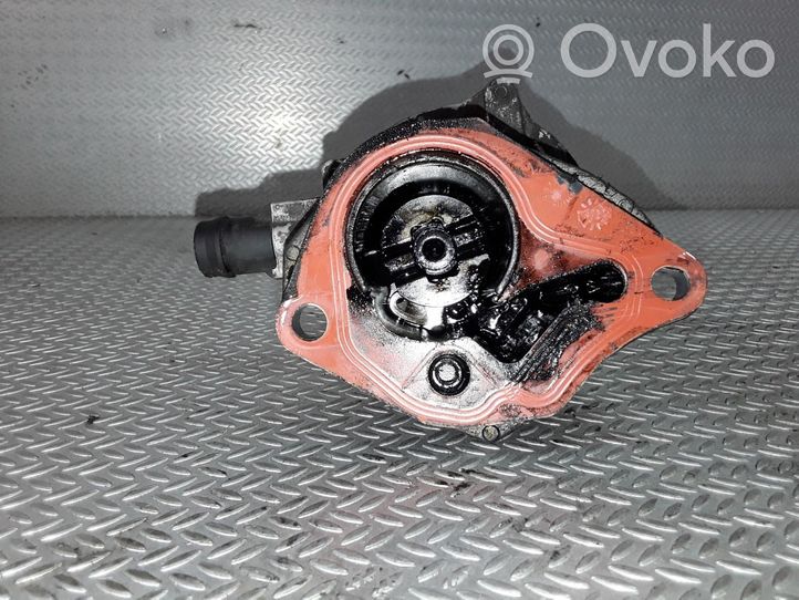 Renault Kangoo I Alipainepumppu 8200113585