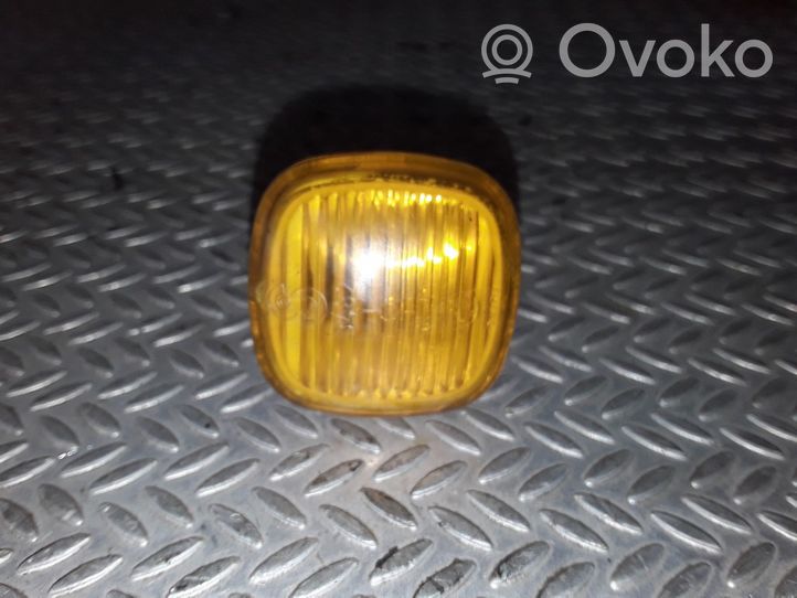 Audi A8 S8 D2 4D Seitenblinker 4D0949127B