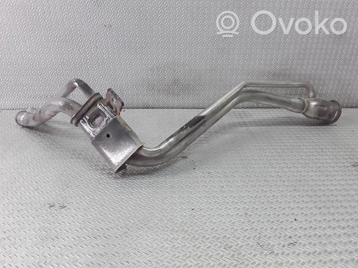 Volvo V50 Tuyau de remplissage de réservoir de carburant 