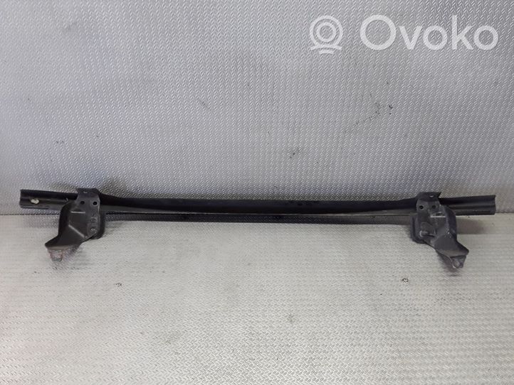 Volkswagen Golf V Staffa del pannello di supporto del radiatore parte superiore 