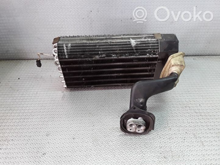 BMW 7 E38 Gaisa kondicioniera radiators (salonā) 