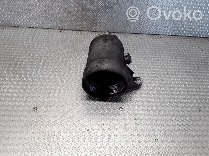 Renault Espace III Oil filter mounting bracket 
