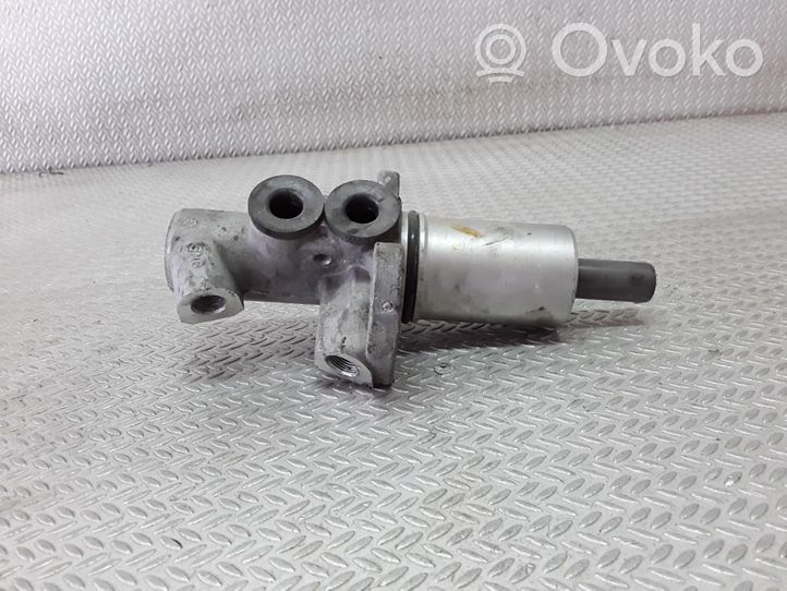 Audi A4 S4 B5 8D Master brake cylinder 