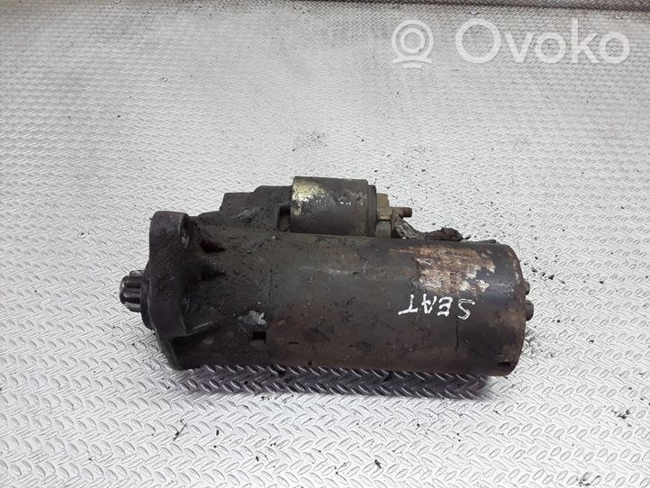 Volkswagen Polo Starter motor 0001124011