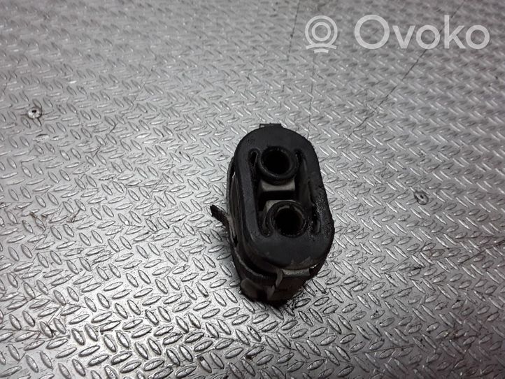 Opel Vivaro Staffa/supporto di montaggio della marmitta 93865793