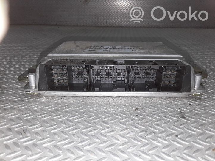 Nissan Almera N16 Sterownik / Moduł ECU 0281010141