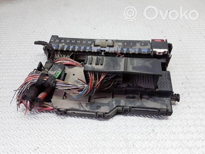 BMW 3 E46 Module de fusibles 8364542