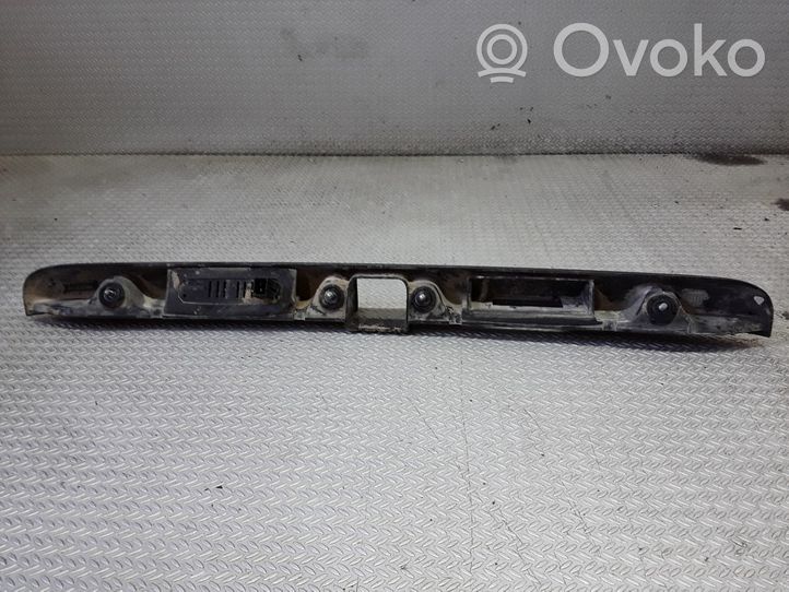 Opel Vectra B Poszycie / Tapicerka tylnej klapy bagażnika 90464809