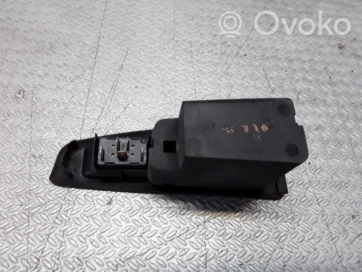 Audi A8 S8 D2 4D Interrupteur commade lève-vitre 4D0959516B