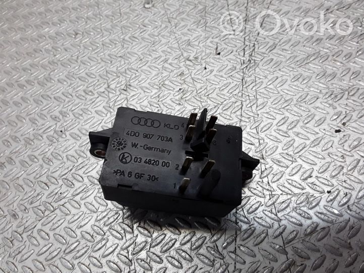 Audi A8 S8 D2 4D Ohjauspyörän säätökytkin 4D0907703A