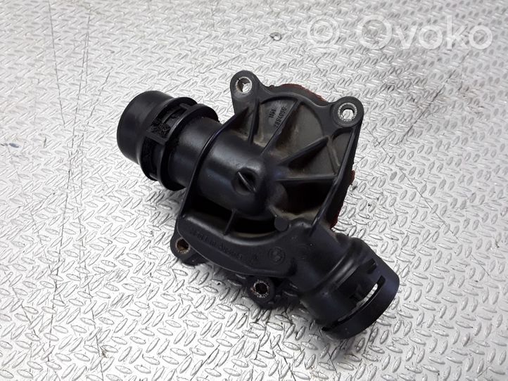 BMW 5 E39 Termostat / Obudowa termostatu 2354056