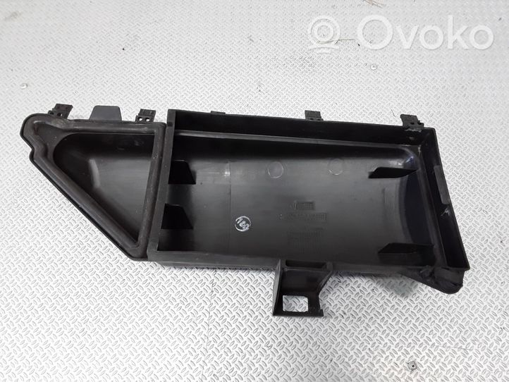 BMW 5 E60 E61 Obudowa / Osłona mikrofiltra kabinowego 64316913504