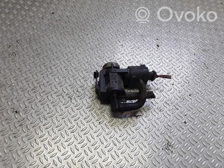 Volkswagen Phaeton Electrovanne Soupape de Sûreté / Dépression 1J0906283C