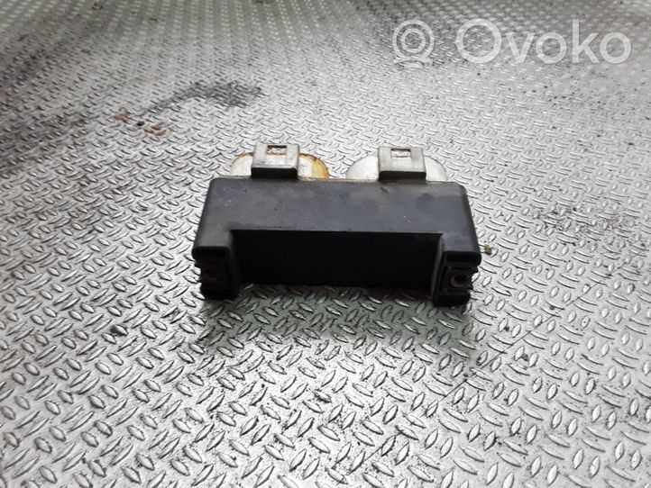 Volkswagen Transporter - Caravelle T4 Coolant fan relay 