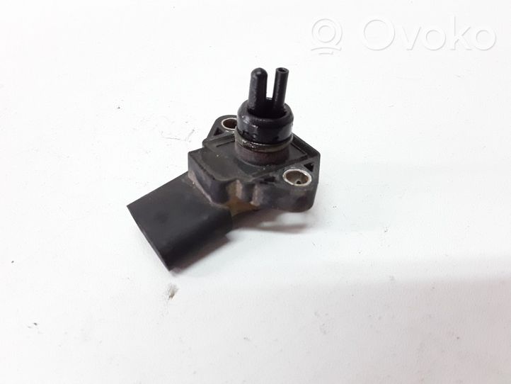 Audi A4 S4 B5 8D Capteur de pression d'air 0281002326