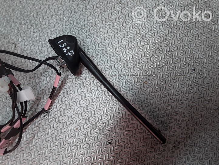 Mitsubishi Lancer X Antenne radio 