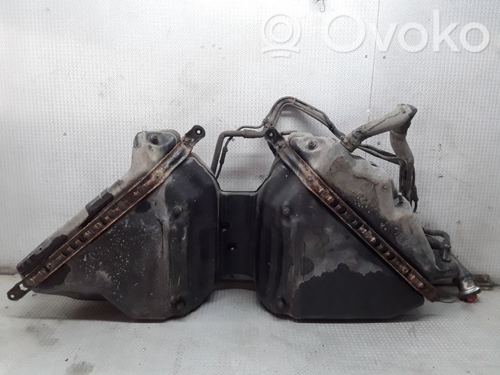 W211 fuel tank top
