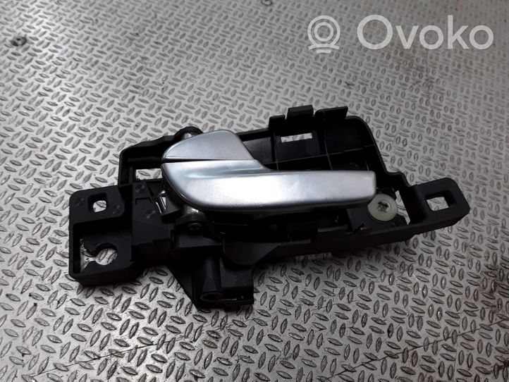 Ford Mondeo MK IV Klamka wewnętrzna drzwi przednich 6M21U22601