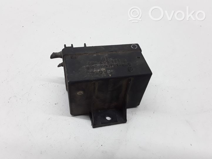 Peugeot 406 Glow plug pre-heat relay 0281003005