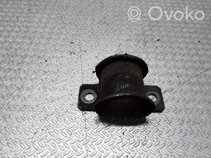 Volvo V50 Sway bar bush bracket, front 