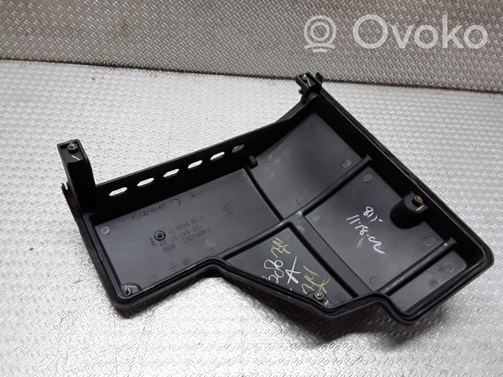 Mercedes-Benz ML W163 Fuse box cover 1635400382