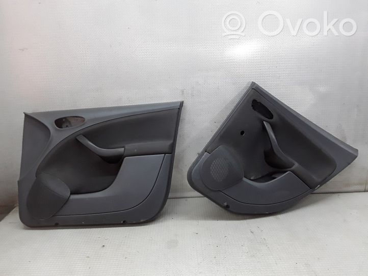 Seat Toledo III (5P) Set interni 