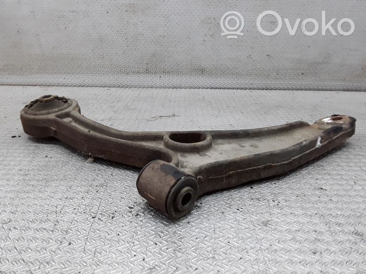 Dodge Avenger Fourchette, bras de suspension inférieur avant 05085807AB