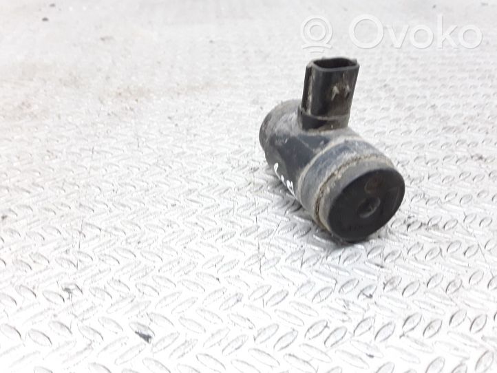 Opel Frontera A Windscreen/windshield washer pump 