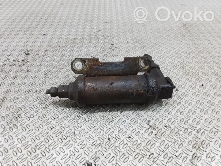 Hyundai H-100 Clutch slave cylinder 