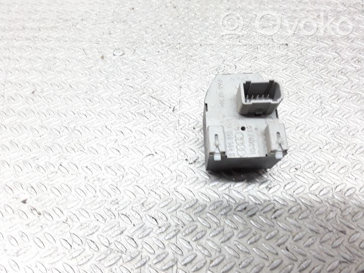 Audi A8 S8 D2 4D Bouton de commutateur rétroviseur latéral 4D0959565B