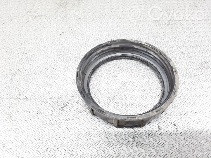 Mercedes-Benz Vaneo W414 In tank fuel pump screw locking ring/nut 