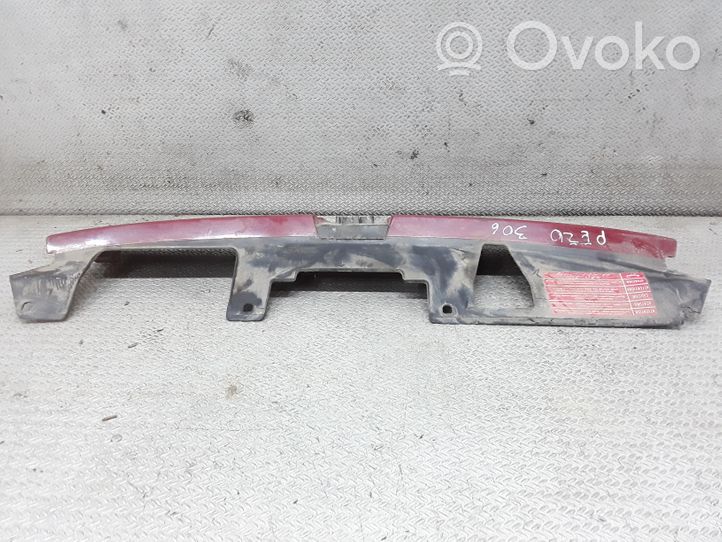 Peugeot 306 Maskownica / Grill / Atrapa górna chłodnicy 9617929277