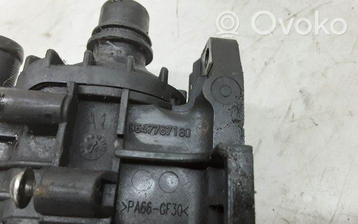 Citroen C5 Termostat / Obudowa termostatu 9647767180